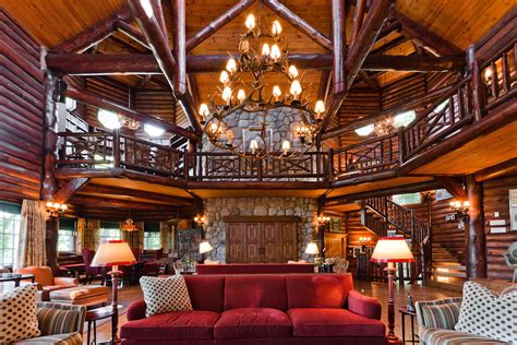 Most Luxurious Log Cabin