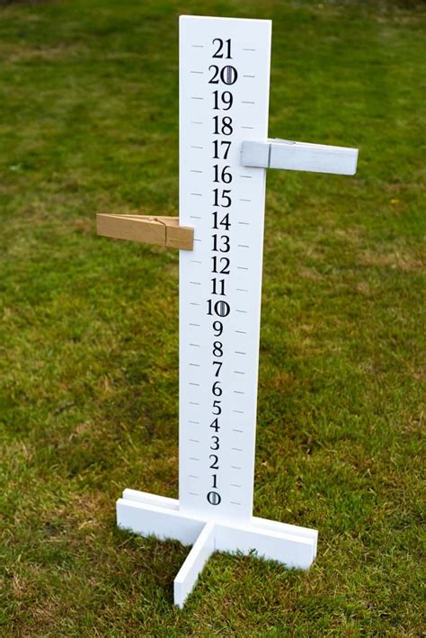 Easy Diy Cornhole Scoreboard With Free Plans Corn Hole Diy Diy