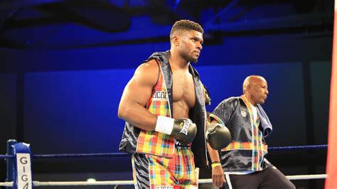 Majority of tony's money comes from being a boxer. Grande-Synthe - Raphaël Tronché combattra en attendant ...