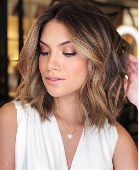 68 Hottest Medium Length Hairstyle With Layers Design To Look Stunning