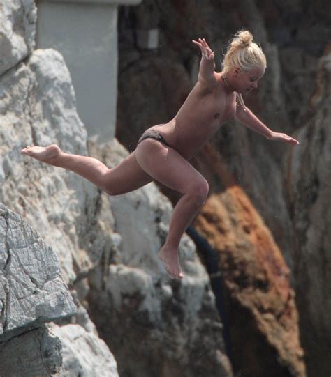 Lily Allen Topless Cliff Diving Picture Original Lily Allen