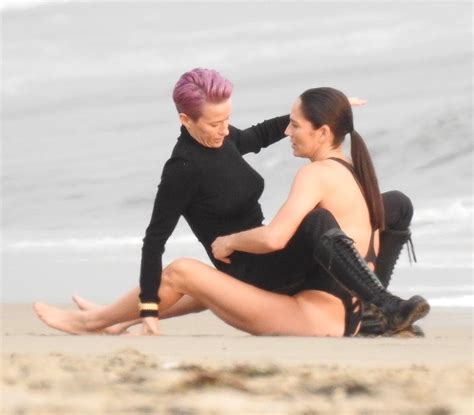 Megan Rapinoe Nude Lesbian Pics Nip Slip At Espy Awards