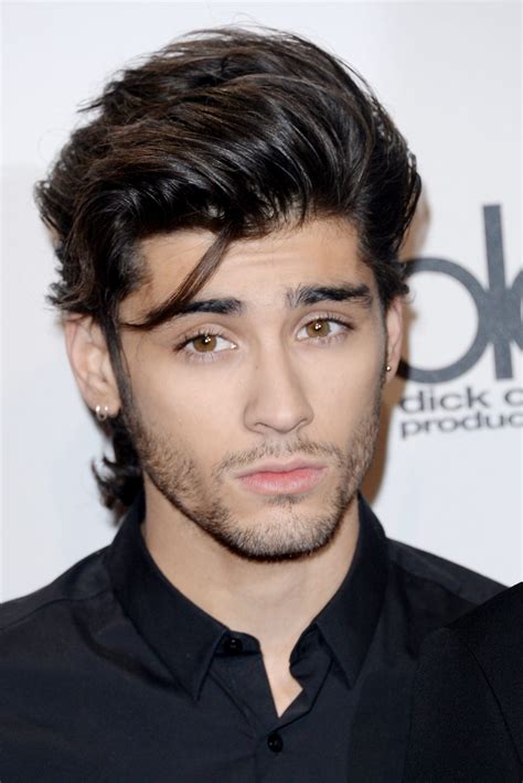 In fact, he has attempt most of the hairstyle whether it is from 50's or 90's or new style. 43 Top Pictures Zayn Malik Black Hair / Hair Cartoon Png ...