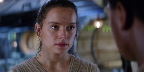 Star Wars 8 Daisy Ridley Teases The Reveal Of Reys Parents