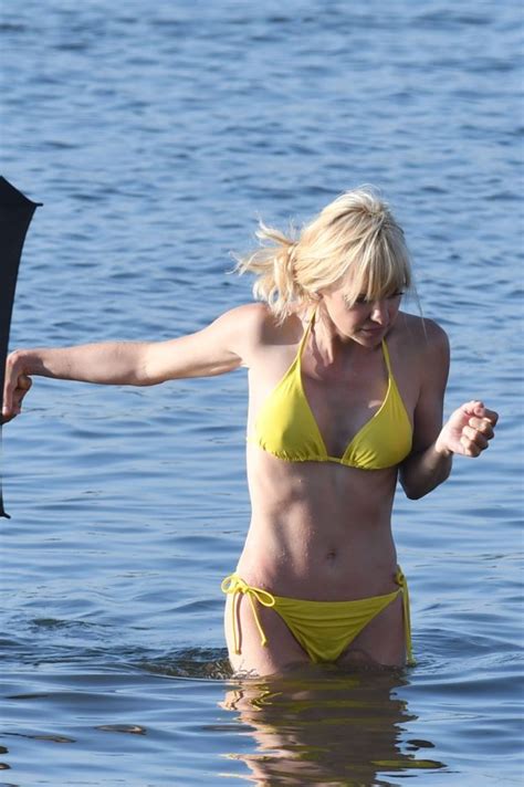 Anna Faris Fappening Nude And Sexy Photos The Fappening
