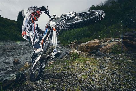Lucky for you, knowing where to do online shopping for top bike and the very best deals is dhgates specialty because we provide you good quality ktm dirt bikes with good price and service. KTM introduces new 2018 KTM Freeride E-XC electric ...