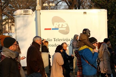 Radio Television Of Serbia Employees Express Dissatisfaction With