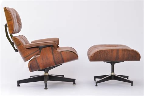 Herman Miller Lounge Chair And Ottoman Charles And Ray Eames 1970