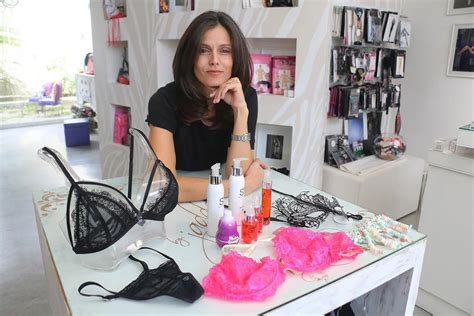 Fernanda Neil La Ex Chiquititas Que Vende Lencería Erótica Y Prueba Sus Productos Infobae