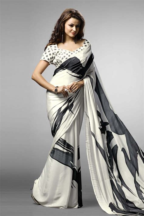 Black And White Casual Wear Printed Saree In Crepe Fabric 8108