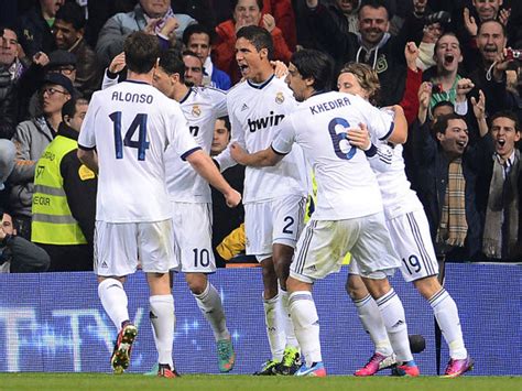 Varane extends madrid deal to 2022. Allsports: February 2013