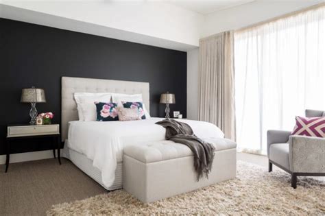 stylish bedroom designs  black wall  exudes elegance