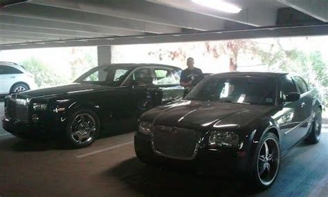 Detailed Rolls Royce Phantom Left Our Chrysler 300 With Bentley Grill