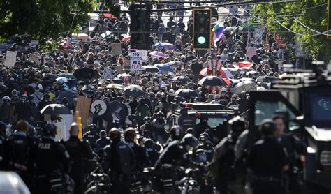 Police Declare Riot At Seattle Protests Make Arrests Ap News