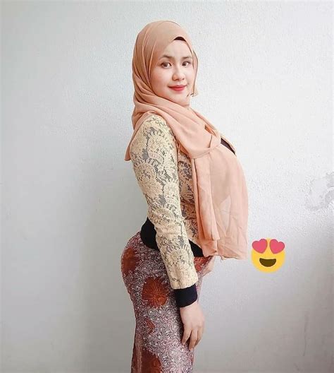 pin oleh noushad di hijabi gaya hijab wanita berlekuk wanita