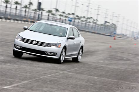 2013 Volkswagen Passat Tdi Sel Premium Track Test On