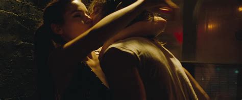 Naked Roxane Mesquida In Kiss Of The Damned