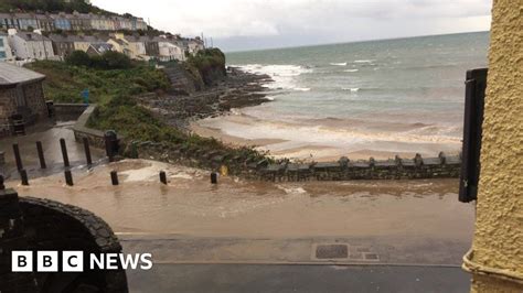New Quay Flash Flooding After Heavy Showers Bbc News