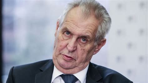 Prezident miloš zeman v nedělním rozhovoru pro primu uvedl, že v podzimních volbách bude volit hnutí ano, odvedlo podle něj více práce. Šmardu ne! Buldozer Zeman bourá českou demokracii ...
