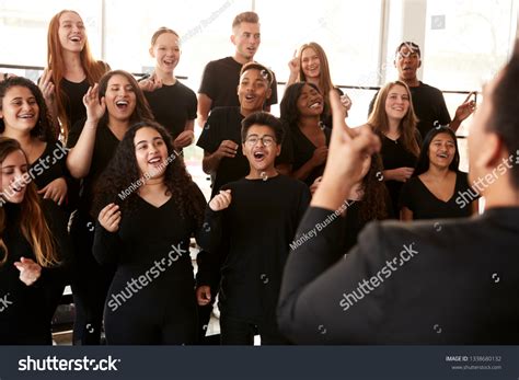 16860 Choir Singing Royalty Free Photos And Stock Images Shutterstock