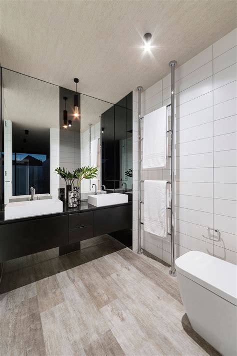 They usually cover the entire wall space above a vanity. 5 Bathroom Mirror Ideas For A Double Vanity | CONTEMPORIST