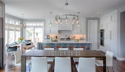 Découvrez des idées d'aménagement et des plans pour une maison, une cuisine, une salle de bains, un appartement, un loft. Belle maison au design intérieur éclectique à Minneapolis ...