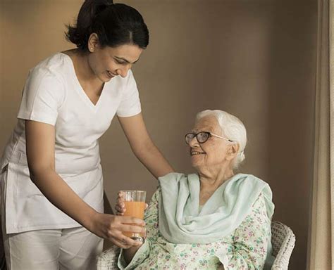 How To Take Care Of Elderly People During Winter In Hindi How To Take