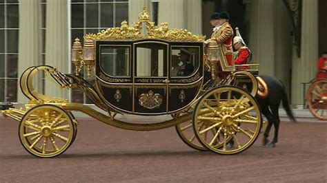 Queen Elizabeth Gets A New Yet Old Ride