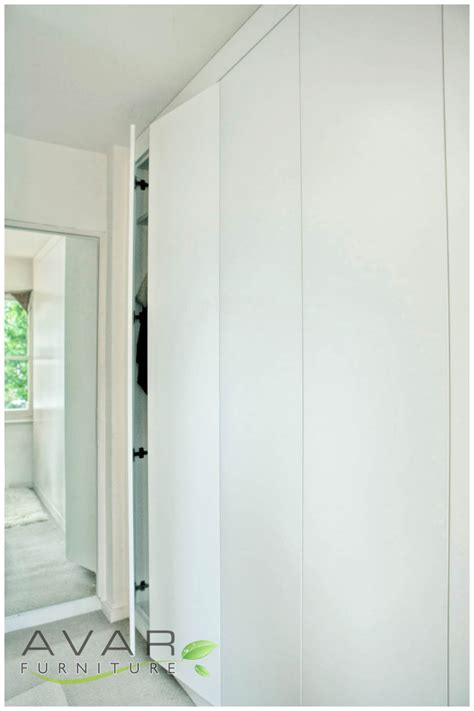 A floor to ceiling wardrobe is one of the modern and trendy wardrobe solutions to manage ones closet while making maximum use of space. ƸӜƷ Fitted wardrobe ideas Gallery 14 | North London, UK ...