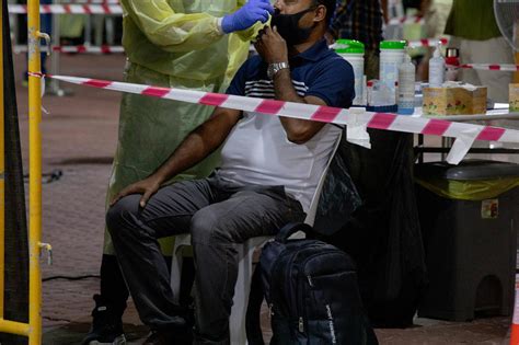 The number of coronavirus cases in singapore has surpassed 60,000. 16,000 foreign workers in Singapore yet to be scheduled ...