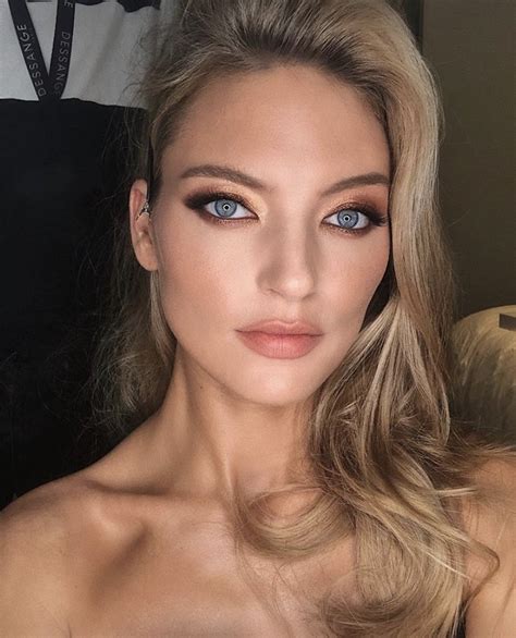 picture of martha hunt