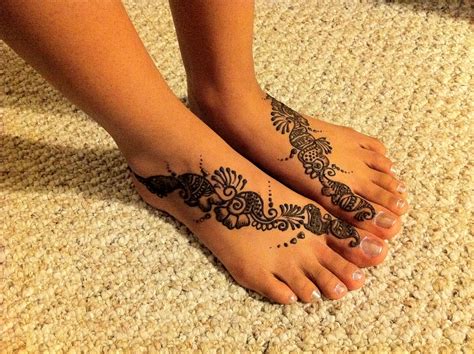 Pretty Henna On Foot Cool Small Tattoos Cool Tattoos