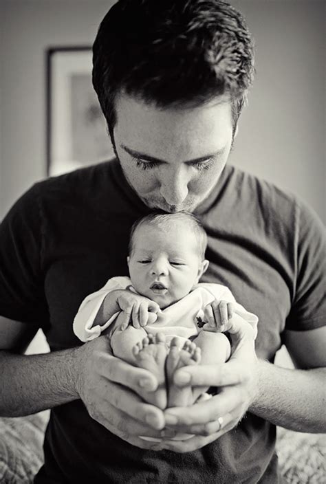 20 фотографий пап и младенцев доказывающих что отцовство это лучшее что может случиться с