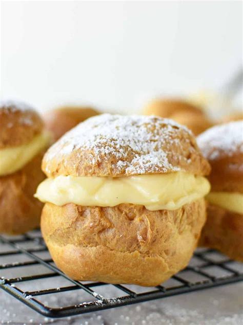 Learn How To Make Cream Puffs With This Step By Step Recipe This