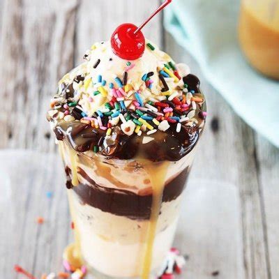 Delicious Ice Cream Sundaes To Satisfy Any Sweet Craving