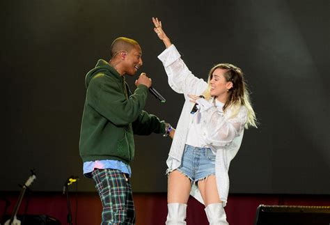 Miley Cyrus Performs At One Love Manchester Benefit Concert In