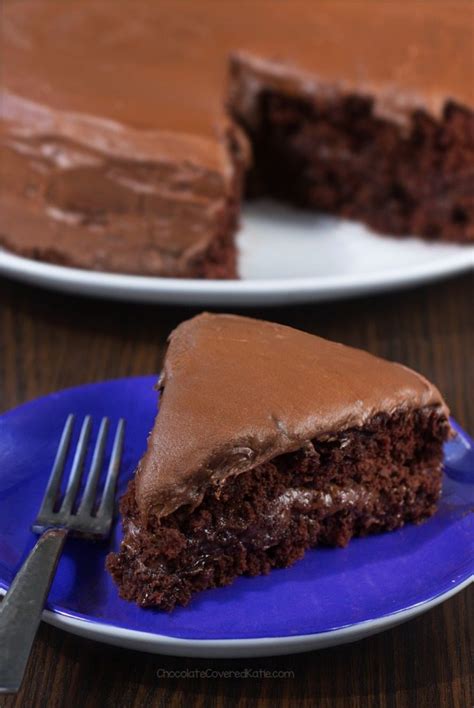 Here's a foolproof recipe for the most amazing vegan chocolate cake, which makes a great birthday cake but also the perfect dessert that pretty much simply double the cake ingredients for a regular sized or a small two layered cake. Vegan Chocolate Cake - Non Vegan Approved Recipe