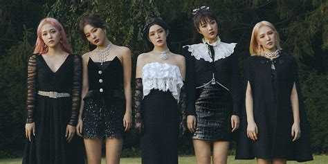 get the look for less red velvet s elegant and trendy fashion for “psycho” what the kpop