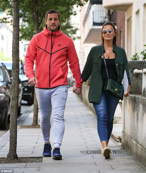 Pregnant Sam Faiers Covers Up Her Blossoming Baby Bump