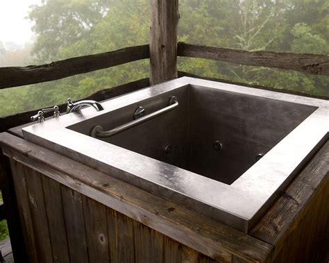 Enjoy soaking in this aromatic hot tub spa as if you were in a japanese onsen! Japanese Soaking Tubs - Japanese Baths - Outdoor Soaking ...