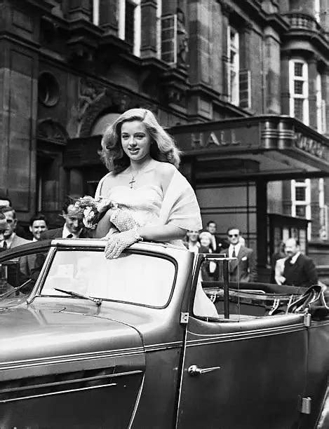 british actress diana dors at her wedding to dennis hamilton 1951 old photo £5 82 picclick uk