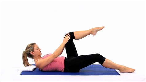 Pilates Single Leg Stretch Youtube