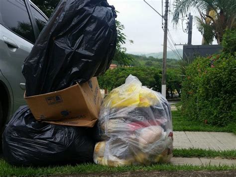 Cidade Acumula Lixo Por Causa De Problemas Na Coleta Lavras Tv