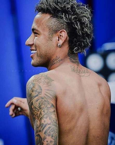Soccer haircuts are the new trending haircuts you would like to have. Best sport hairstyles soccer men ideas | Neymar jr ...