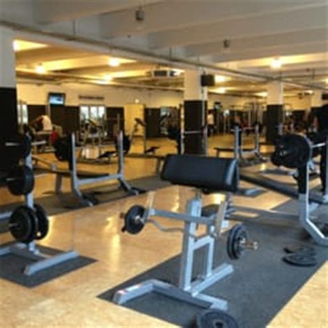 1.7 million members made mcfit europe's largest fitness company. McFIT - 16 Photos - Gyms - Steilshoop - Hamburg, Germany ...