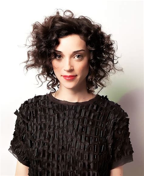 st vincent annie clark curly bob curly hair styles curly hair styles naturally hair styles