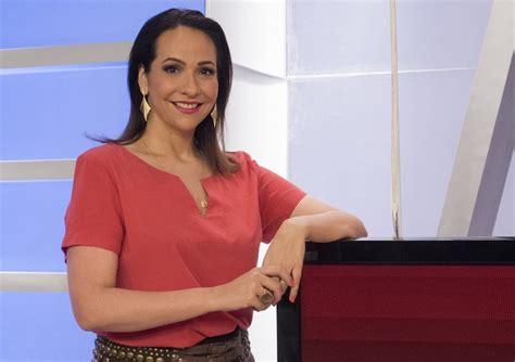 Maria Beltrão Ganha Prêmio De Melhor Apresentadora Da Tv Fechada