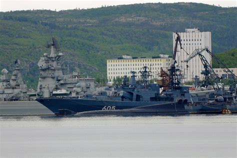 Alarm Drill 36 Russian Warships Sail Out To Barents Sea The