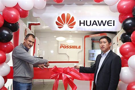 This online store promo will be running from 1st to 8th july 2019. Huawei opens its first store in Africa