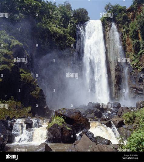 Thomson Falls Kenya Hi Res Stock Photography And Images Alamy